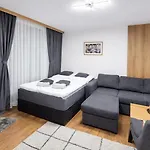Pirin Skilift - Cozy & Modern App In Bansko, 100 M To The Gondola *